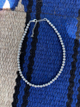 Load image into Gallery viewer, Plain Silver Choker
